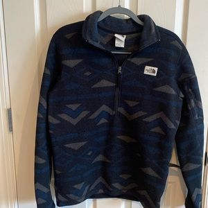 North Face 1/2 zip geometric print sweater/fleece top Men’s Small